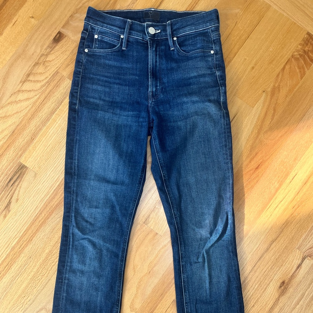 MOTHER The Mid Rise Dazzler Ankle Jeans